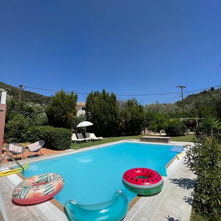 Gialos Villas 1-2 With A Private Pool Mikros Gialos Exteriér fotografie