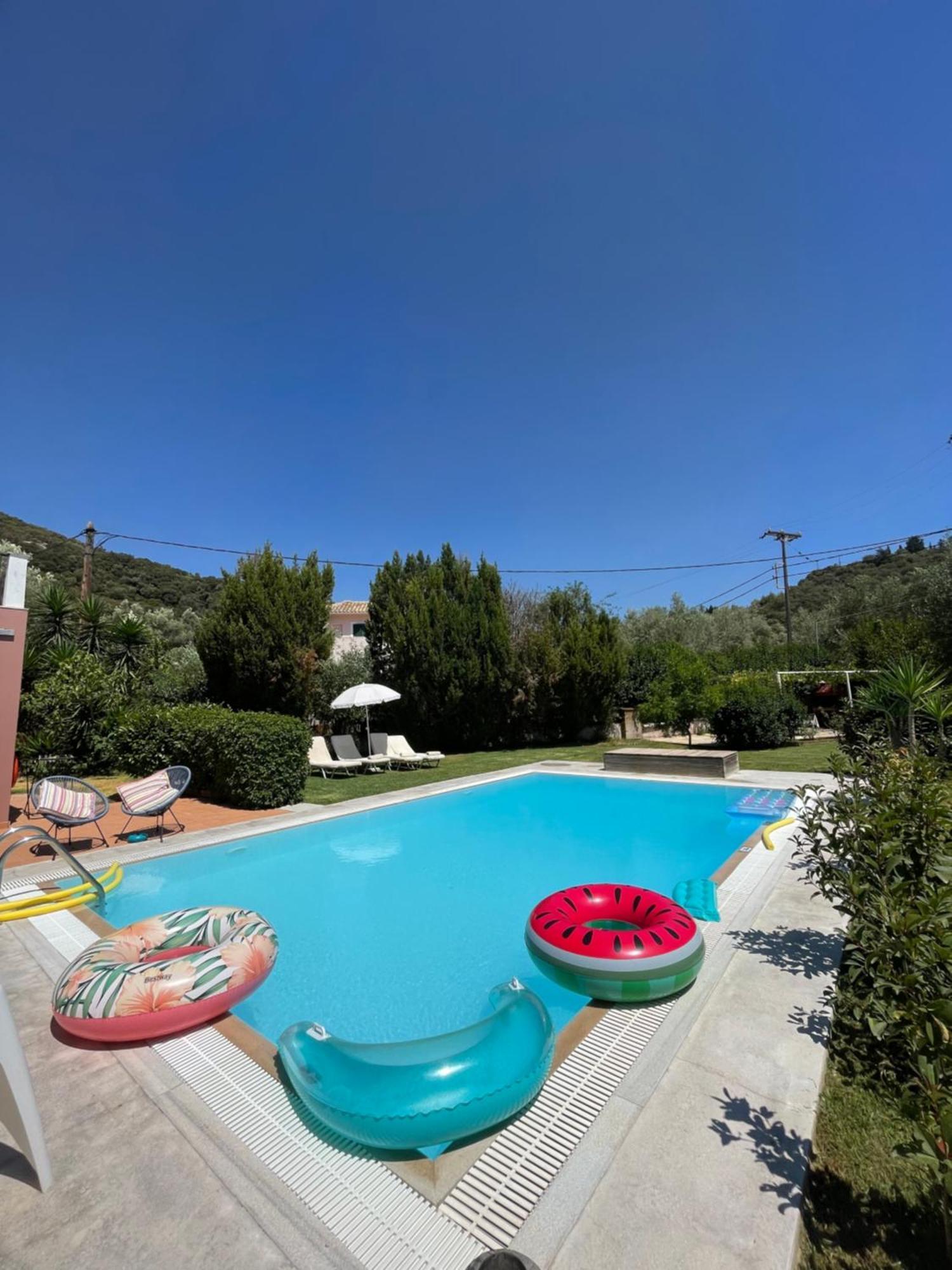 Gialos Villas 1-2 With A Private Pool Mikros Gialos Exteriér fotografie